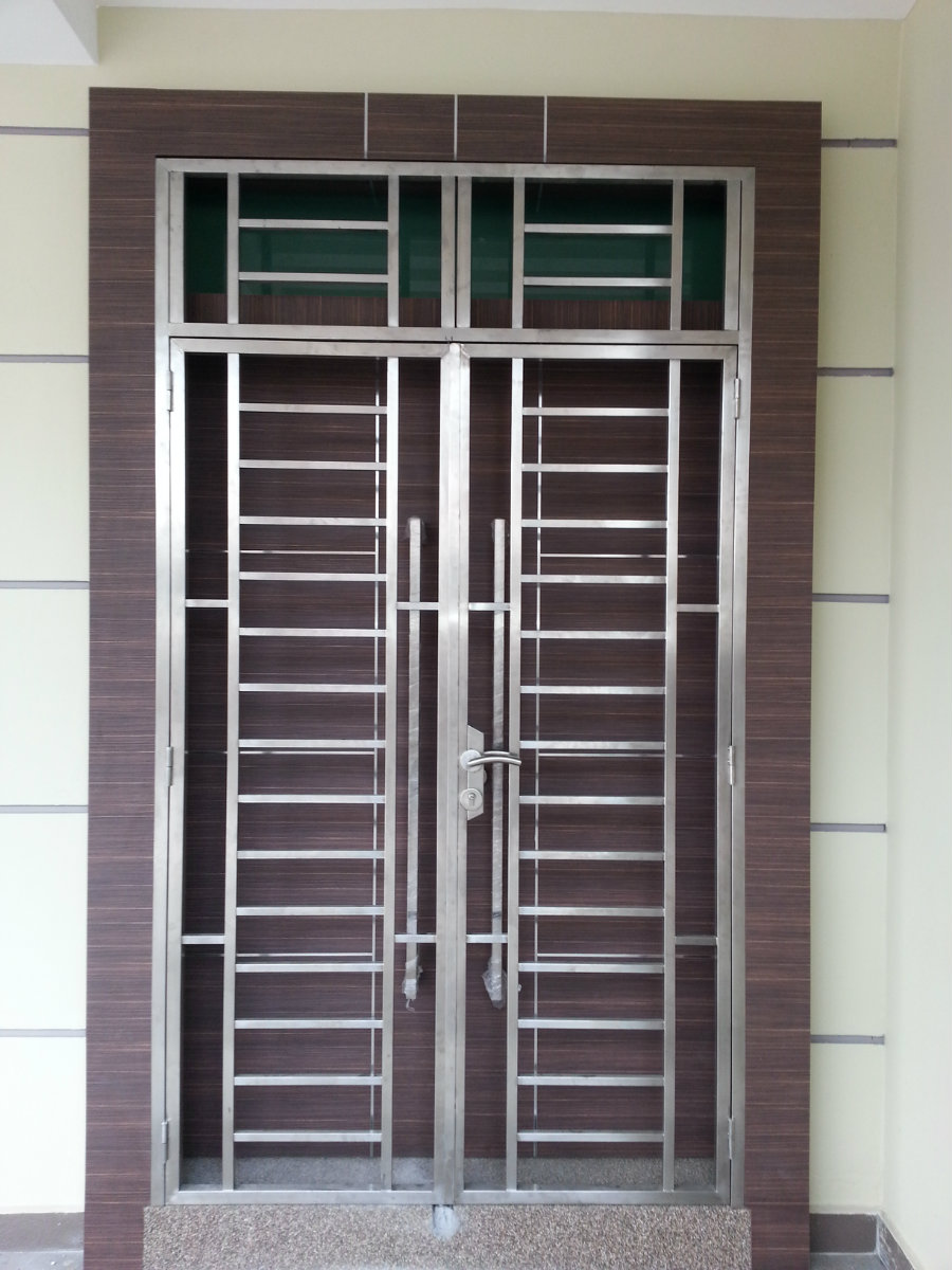 http://www.ideahomerenovation.com/wp-content/uploads/2014/04/Stainless-steel-door-grille.jpg