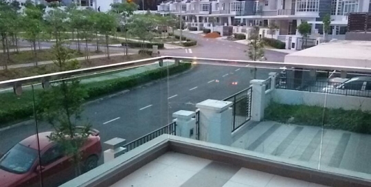 Flat shape stainless steel railing with tampered glass balcony balustrade 2